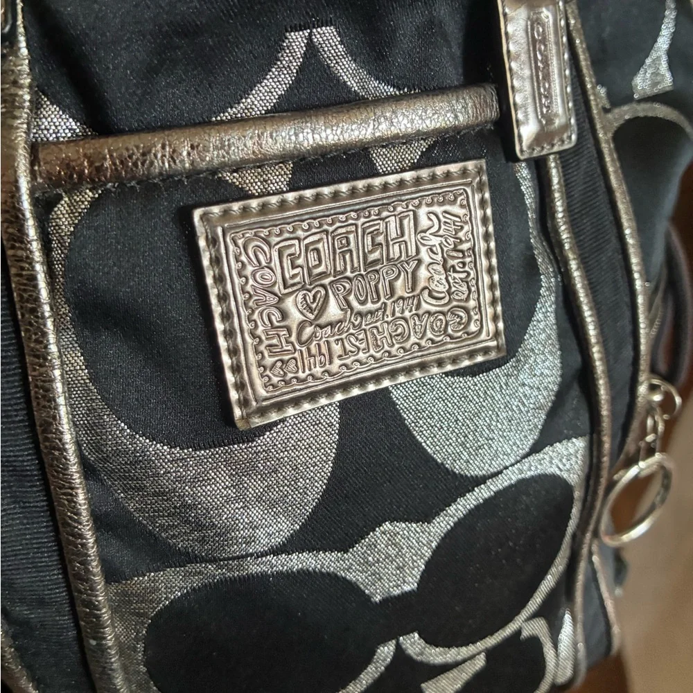 Coach vintage poppy